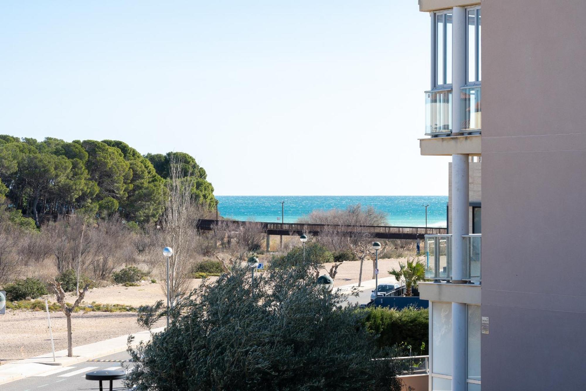 Hauzify I Apartament Oliveres Hospitalet De L'Infant Bagian luar foto