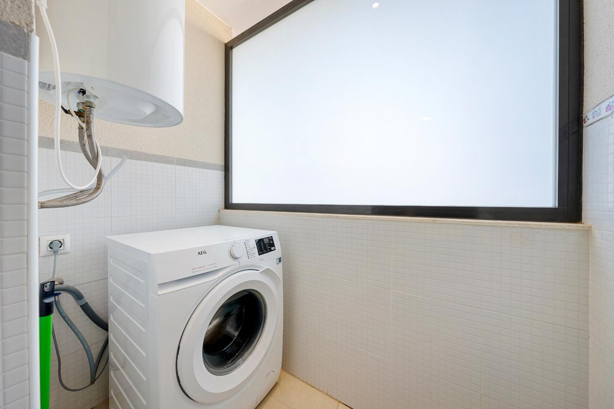 Hauzify I Apartament Oliveres Hospitalet De L'Infant Bagian luar foto
