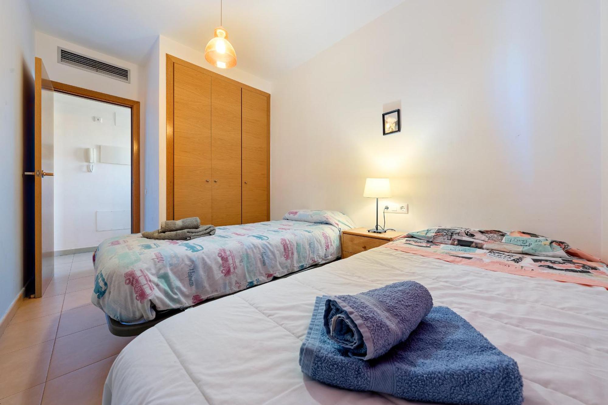 Hauzify I Apartament Oliveres Hospitalet De L'Infant Bagian luar foto